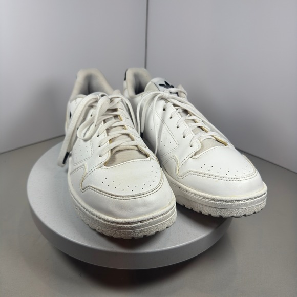 Adidas Sneakers White Black Logo Lace Up Low Top Casual Athletic Shoes Womens 5 - Picture 2 of 12